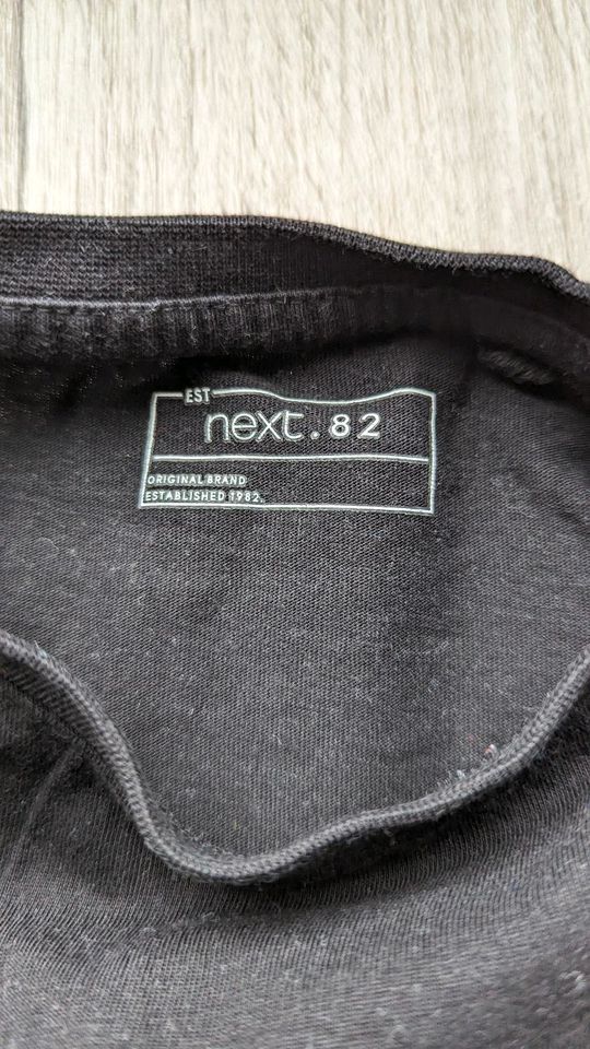 T-Shirt von Next Direkt in der Größe 122 in Wendelstein