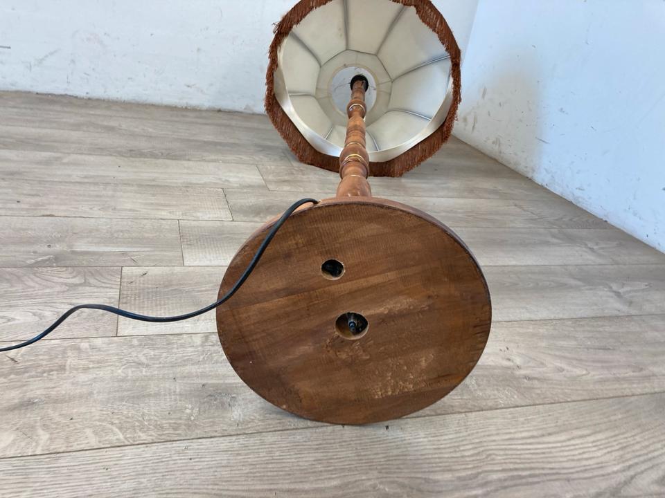 #A DDR Stehlampe Standleuchte Schirmlampe Stoff Holz Messing in Burgstädt