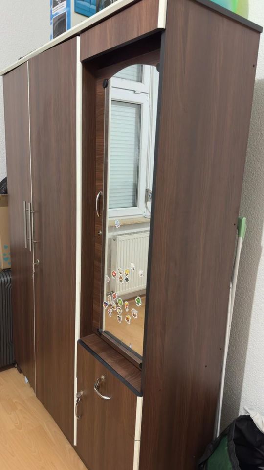 Wardrobe with Mirror in Heilbronn