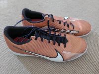 Nike Mercurial Hallenturnschuhe Fußball Größe 41 /US 8 Niedersachsen - Schneverdingen Vorschau