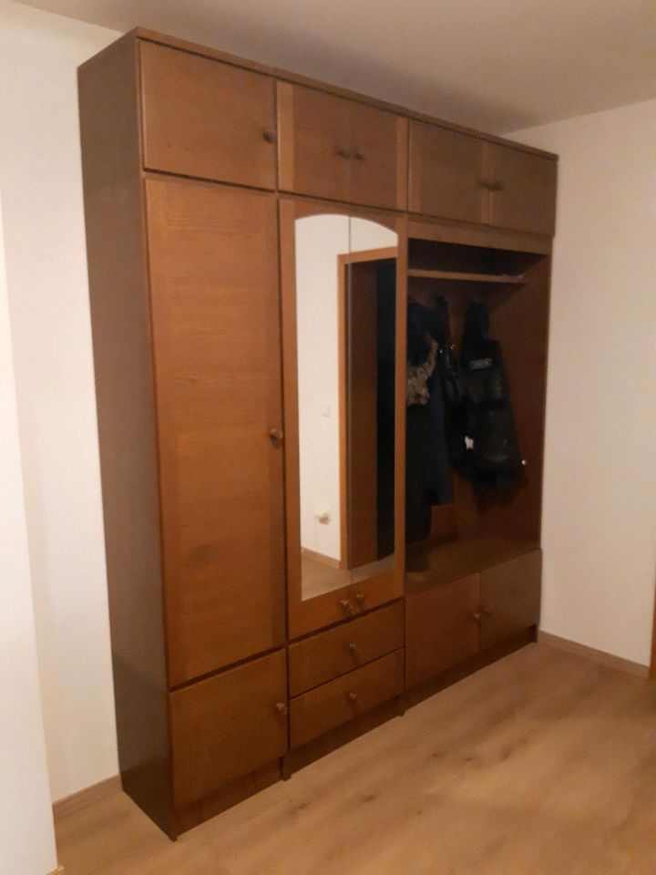 Garderoben Schrank in Bebra