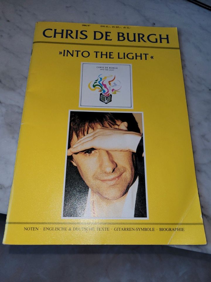 Chris de Burgh - Into the Light . Songbook Notenbuch Vocal Guitar in Geisenheim