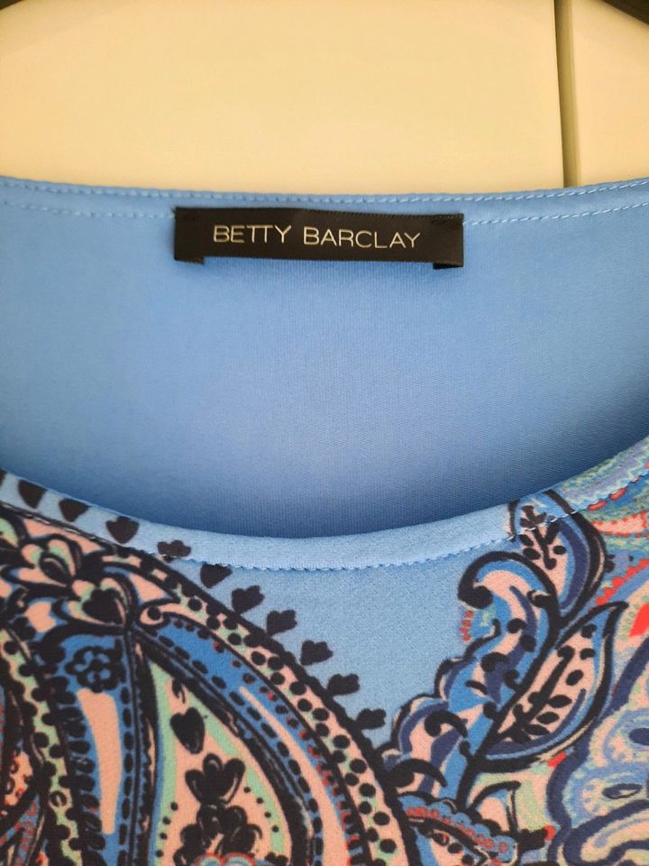 Betty Barclay Stufenkleid  Gr. 40 L   Kleid Sommerkeid in München