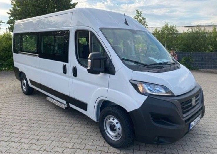 Fiat Ducato 8 Sitzer / Autovermietung / Transporter mieten ab 18 in Ratingen