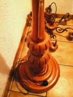 Stehlampe, Lampe, Holz, Messing, NP ca.600DM, Vintage, WIE NEU! Hessen - Hofgeismar Vorschau