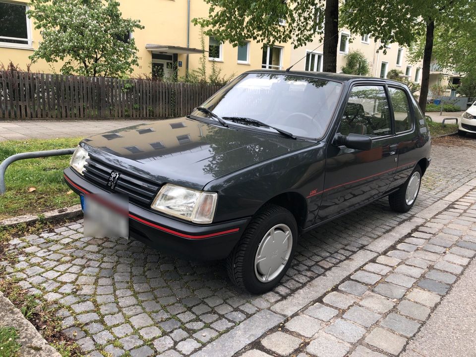 Peugeot 205 Look 1991 Oldtimer in München