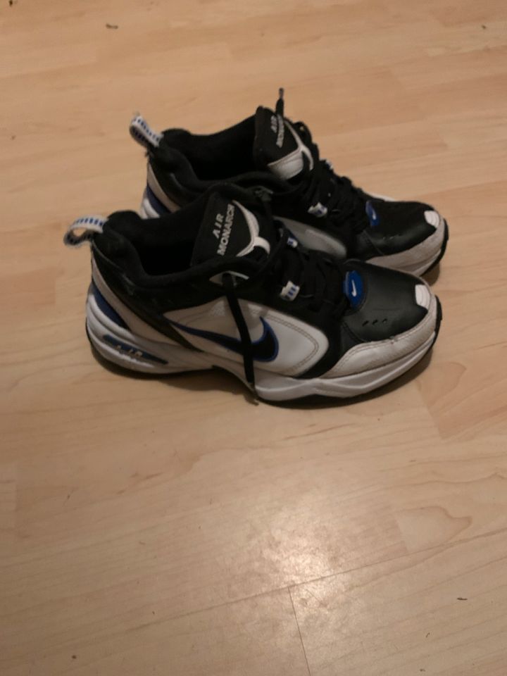 Nike Air Monarch in Kiel