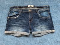 Damen Jeans-Shorts, Größe 44, Dunkelblau Hessen - Hohenahr Vorschau