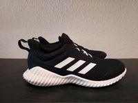 Adidas Schuhe schwarz / weiß Gr. 39 1/3 Hessen - Bad Vilbel Vorschau