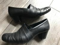 schwarze Leder Pumps von medicus, Gr. 39 Leipzig - Dölitz-Dösen Vorschau