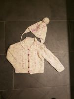 Strickjacke mit Mütze /Handarbeit /Gr.86 Bayern - Stockheim Vorschau