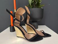 Zara Pumps Wedges Riemchenpumps Gold schwarz Gr. 37 Hannover - Südstadt-Bult Vorschau