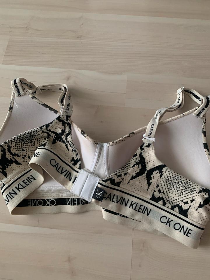 Original Calvin Klein BH Gr.S, kaum getragen- Super Zustand! in Appenweier