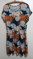 Figurumspielendes Kleid von Bonprix Größe  40/42 Sachsen - Riesa Vorschau