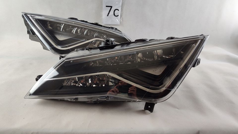 SCHEINWERFER SEAT LEON III LIFT 5F1 FULL LED LINKS RECHTS  TOP in Neu-Isenburg