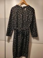 Tolles Kleid mit Punkten Nordrhein-Westfalen - Hilden Vorschau
