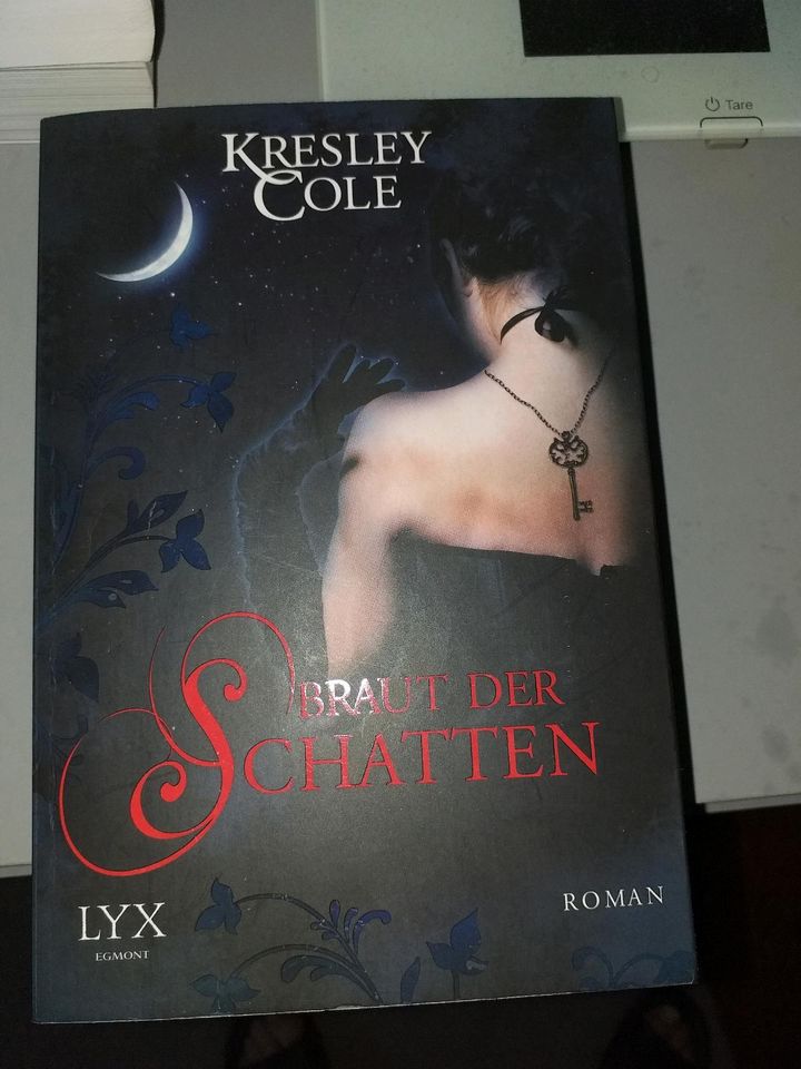 Kresley cole fantasybücher in Neumünster