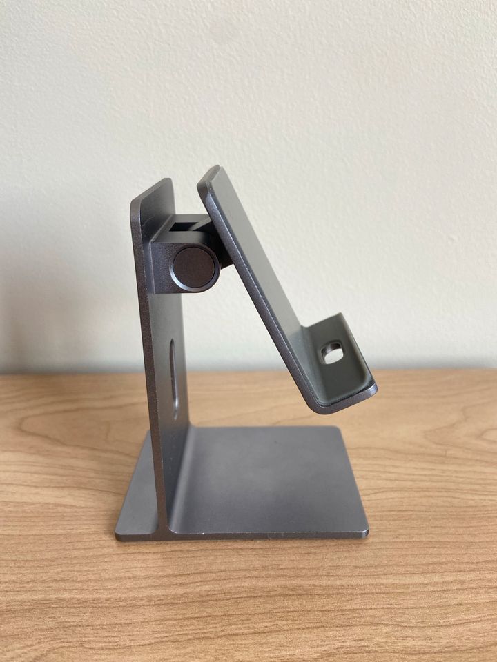 Phone Stand in Leipzig