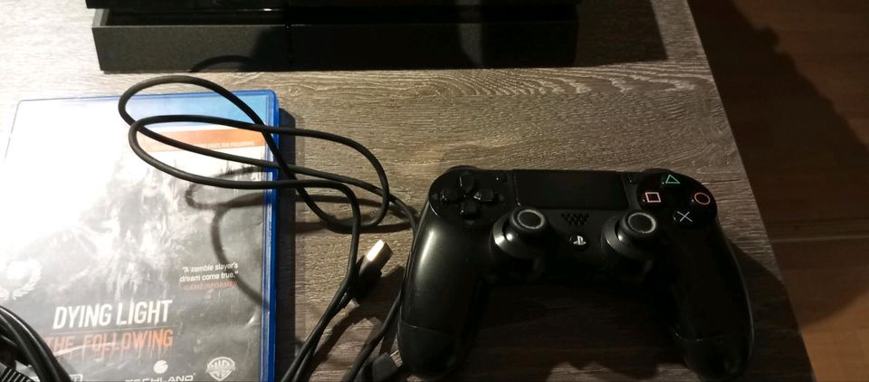 Ps4 mit 500 GB Festplatte in Maxhütte-Haidhof