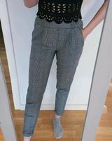 Bershka XS 34 Business Hose kariert ♡ Büro schwarz weiß Arbeit Rheinland-Pfalz - Bingen Vorschau
