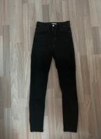 Skinny Jeans Pull & Bear Gr 36 highwaisted Nordrhein-Westfalen - Hagen Vorschau