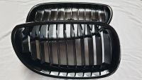 5er BMW E60 + E61 KÜHLERGRILL GRILL NIEREN SCHWARZ GLANZ NEU SET Nordrhein-Westfalen - Herten Vorschau