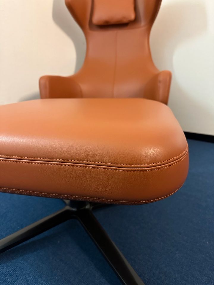 Vitra Grand Repos Leder Cognac neuwertig in Wiesbaden