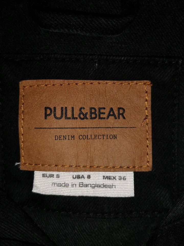 Herren Jeans Jacke von pull&bear in Falkensee