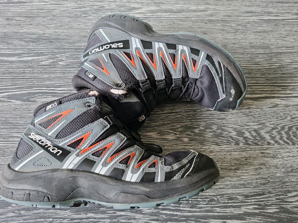 Salomon Schuhe Stiefel Jungen Outdoor Gr. 34 XA PRO wasserdicht in Callenberg b Hohenstein-Ernstthal