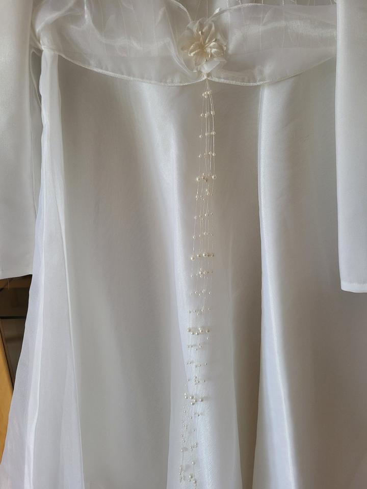 Schlichtes schönes Kommunionskleid Satin Tüll wie neu Gr. 140 in Hagen