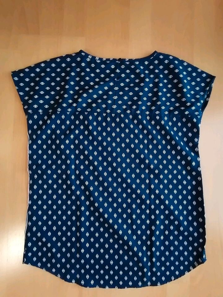 Blusen Shirt dünn C&A Größe 38 dunkelblau gemustert in Erfurt
