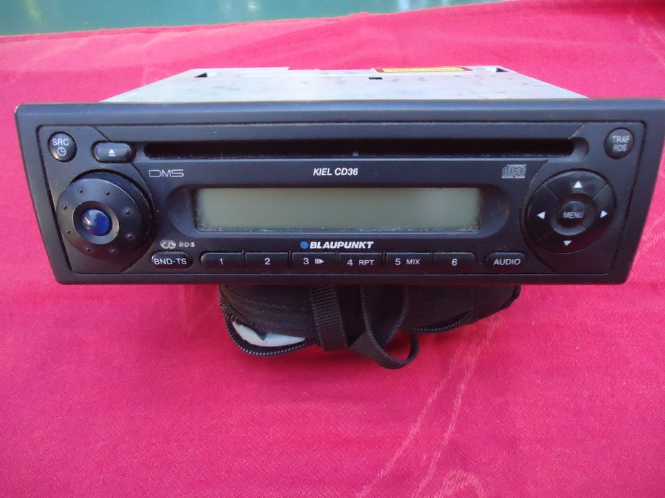 3 Oldtimer Blaupunkt Autoradios alte Auto-Radio-Kassette/CD in Babensham