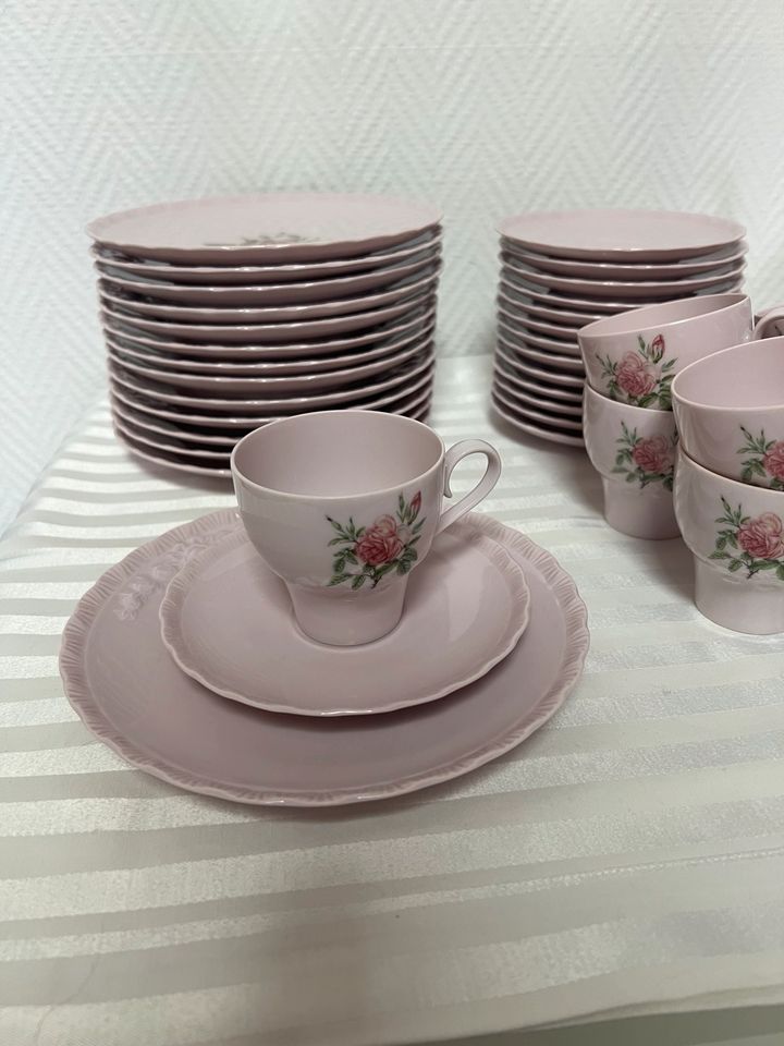 Hutschenreuther Porcelaine Rose Kaffeeservice in Berlin