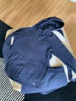 Jungen Sport Set Gap fit Gr. M 134/140 Short und Jacke Nordrhein-Westfalen - Krefeld Vorschau