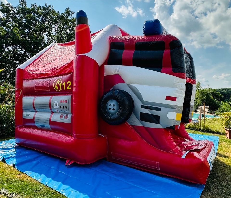 Hüpfburg Feuerwehr m. Rutsche | Mieten | Party in Remagen