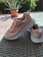 Sneaker, Sportschuhe von Fila , Gr. 39 . ♥️ NEUWERTIG ♥️ Dortmund - Benninghofen Vorschau