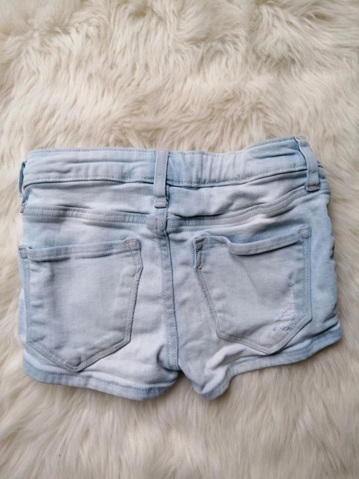 *5,50€* kurze Shorts,used Look,Hotpants,kurze Hose,Gr. 116,H&M,Mä in Oyten