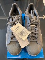 Adidas Superstar Neu Original 42-43 Sneaker Essen - Essen-Kray Vorschau