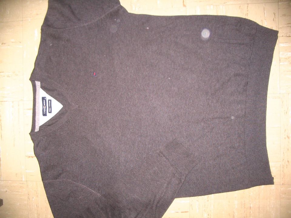 Herren Shirts Gr. M, L, nur 0,70 cent je in Essen