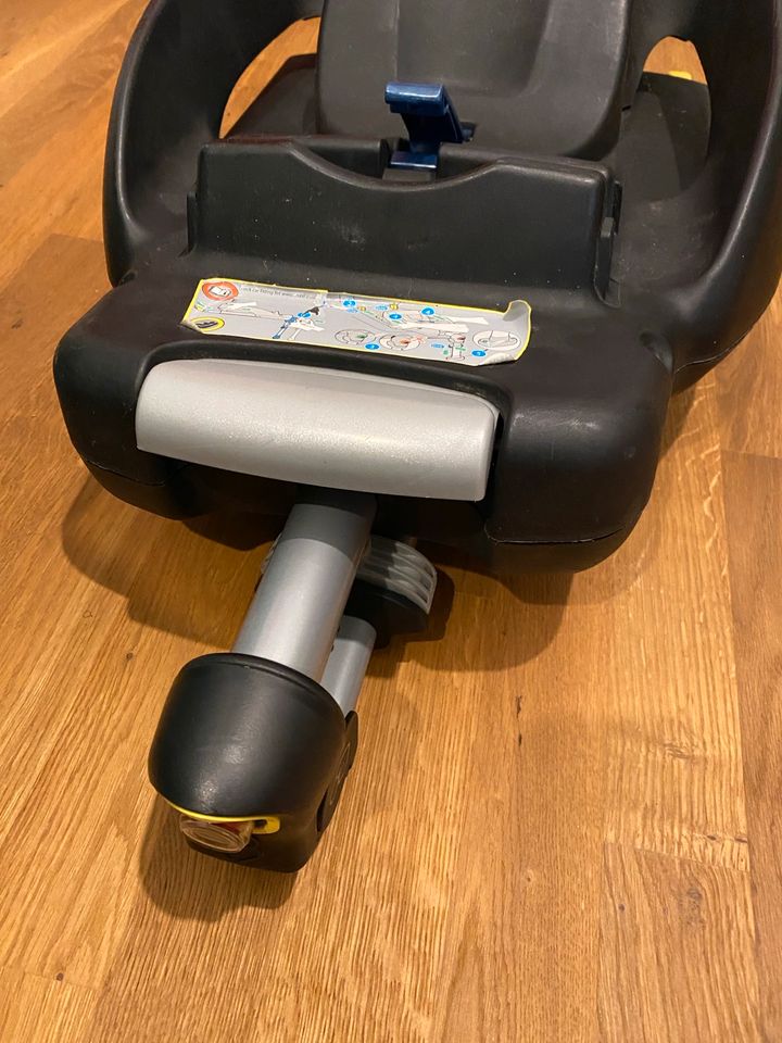 Maxi Cosi Isofix Basis in Northeim