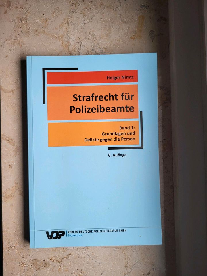 Strafrecht für Polizeibeamte / Band 1 in Duisburg