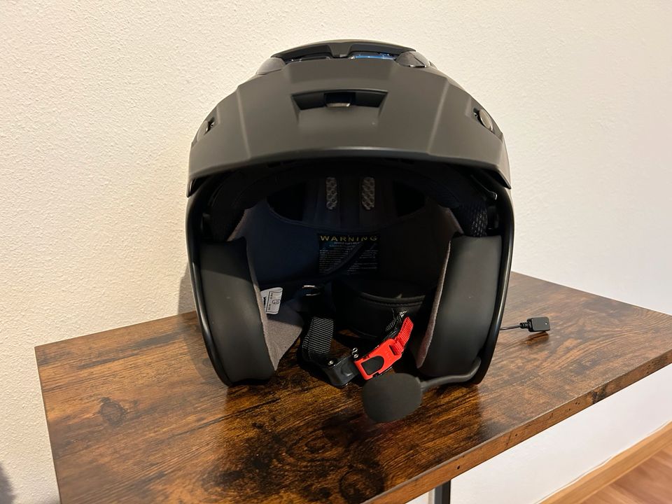 Motorrad Helm MTR mit SENA 3S-WB in Aachen