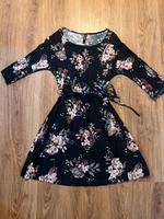 Damen Kleid von Page One schwarz mit Rosen und Band elastisch Bayern - Andechs Vorschau