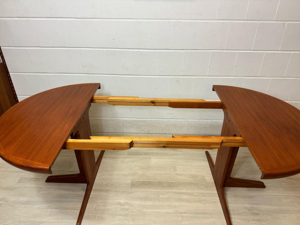 Vintage massiv Teak Esstisch dining table SPØTTRUP VV DANISH 70er in Delmenhorst