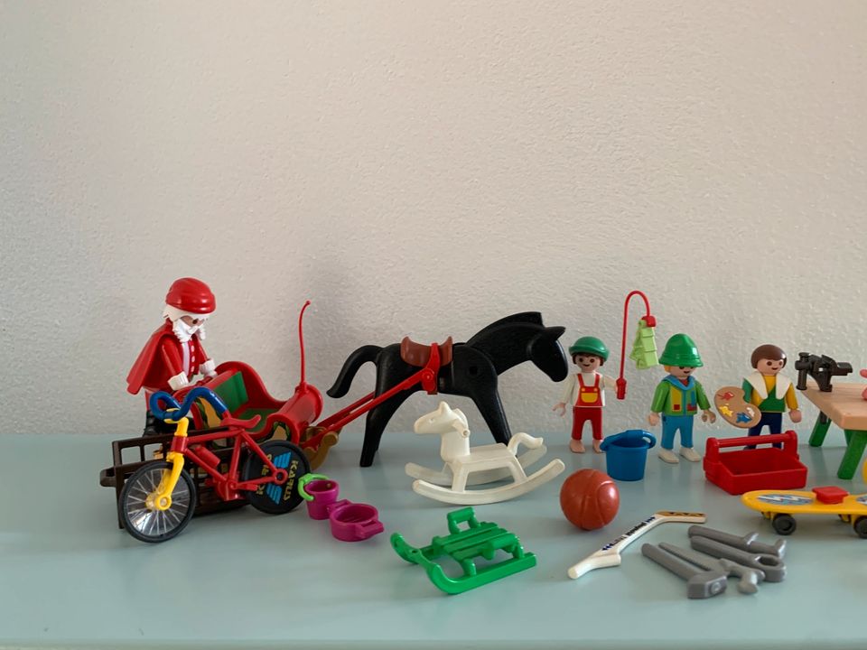 Playmobil Adventskalender 9264 Wichtel Werkstatt Weihnachtsmann in Hirschau