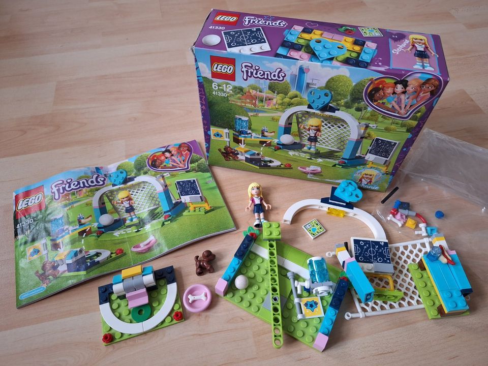 LEGO Friends 41330 Fußballtraining mit Stephanie -OVP vollständig in  Friedrichshain-Kreuzberg - Friedrichshain | Lego & Duplo günstig kaufen,  gebraucht oder neu | eBay Kleinanzeigen ist jetzt Kleinanzeigen