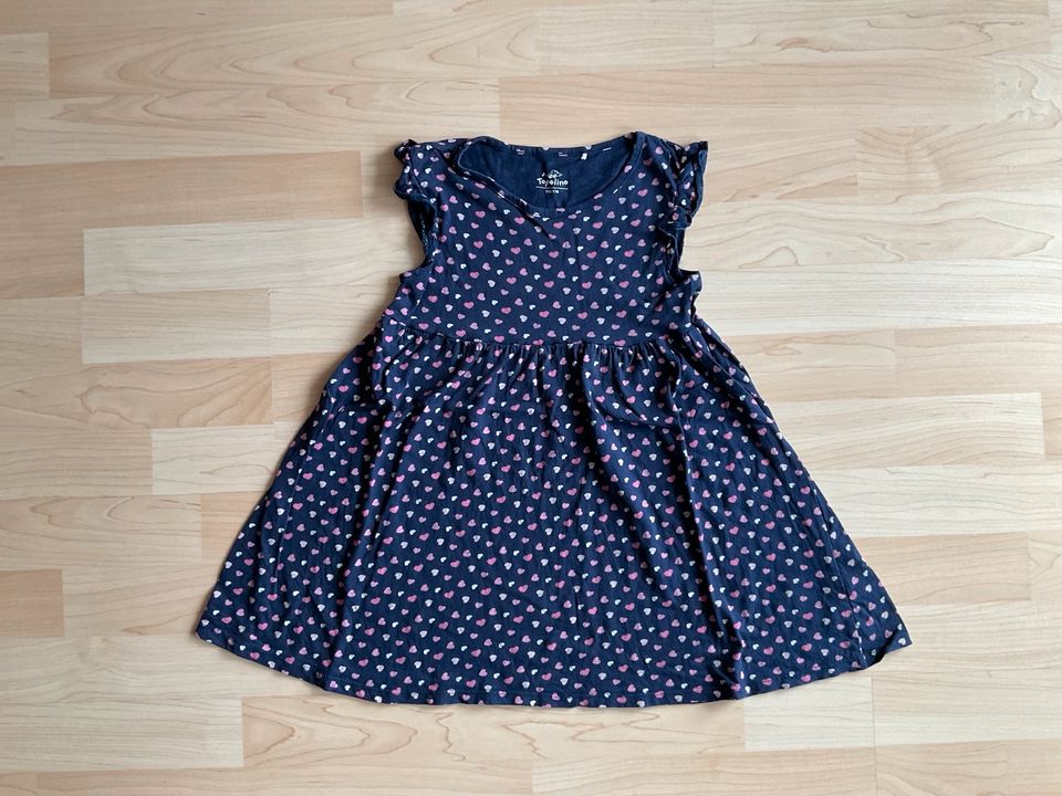 2 x Kleid von Topolino, Größe: 110/116, blau mit Herzen, pink in Petersberg