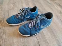 NIKE TR6 Fitness-Schuhe blau Laufschuhe leichte Sneaker Hessen - Fulda Vorschau