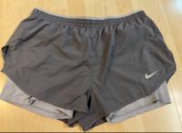 Nike Shorts in der Größe XL Berlin - Köpenick Vorschau