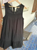 Reserved Kleid Damen schwarz xl 42 Lochstickerei midi Kr. München - Ottobrunn Vorschau